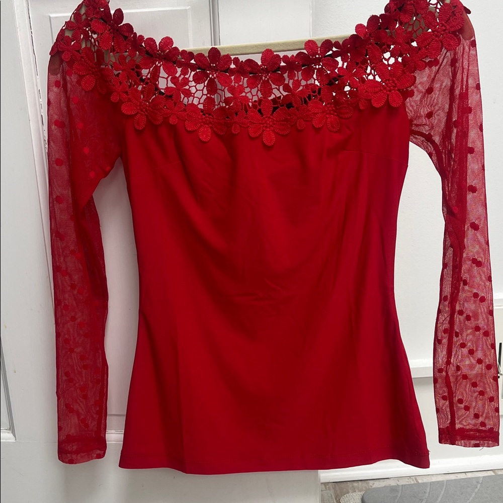 VENUS Red Off-the-Shoulder Lace Yoke Blouse